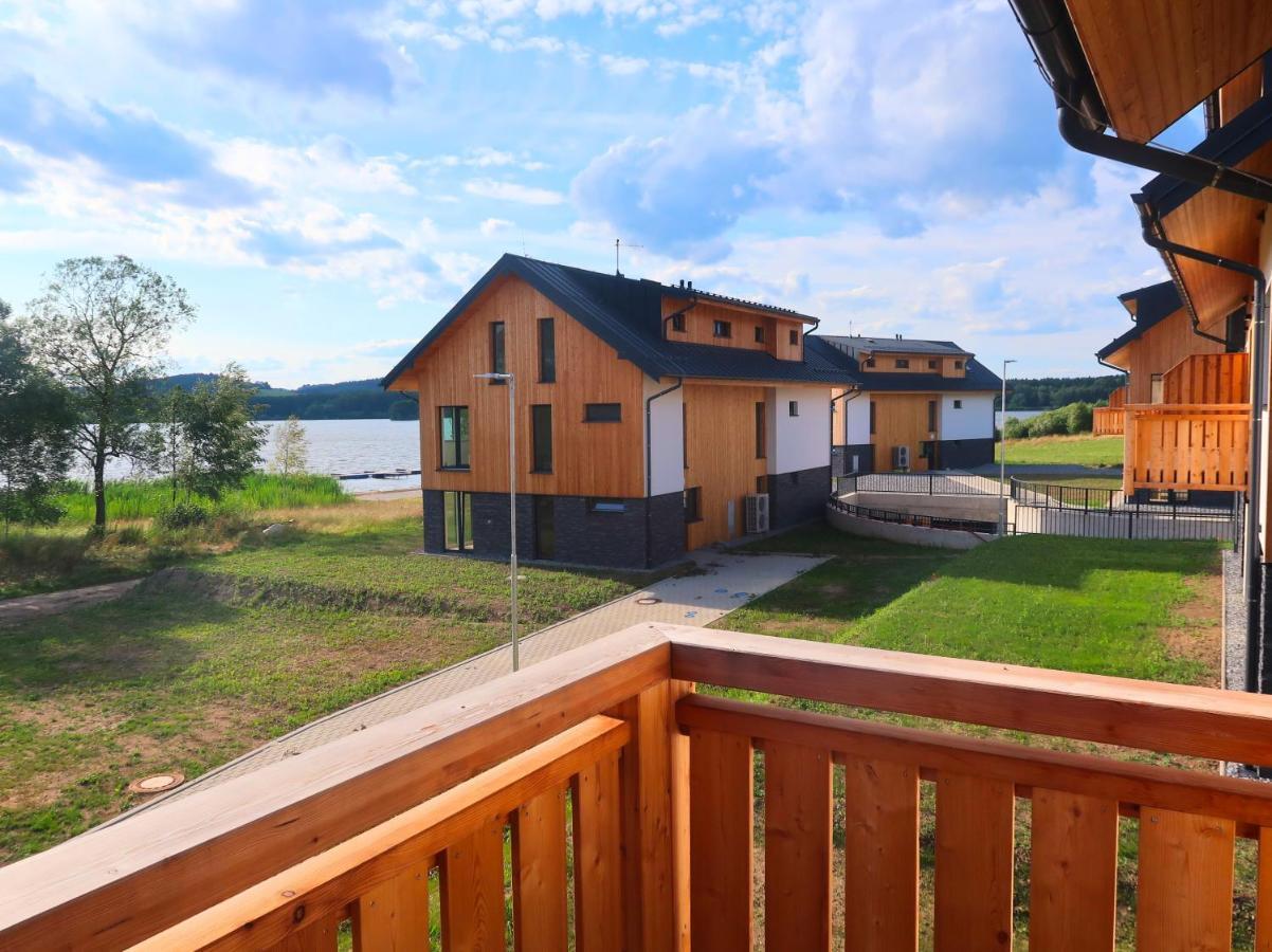 Apartmany - Male Lipno Черна-в-Пошумави Экстерьер фото